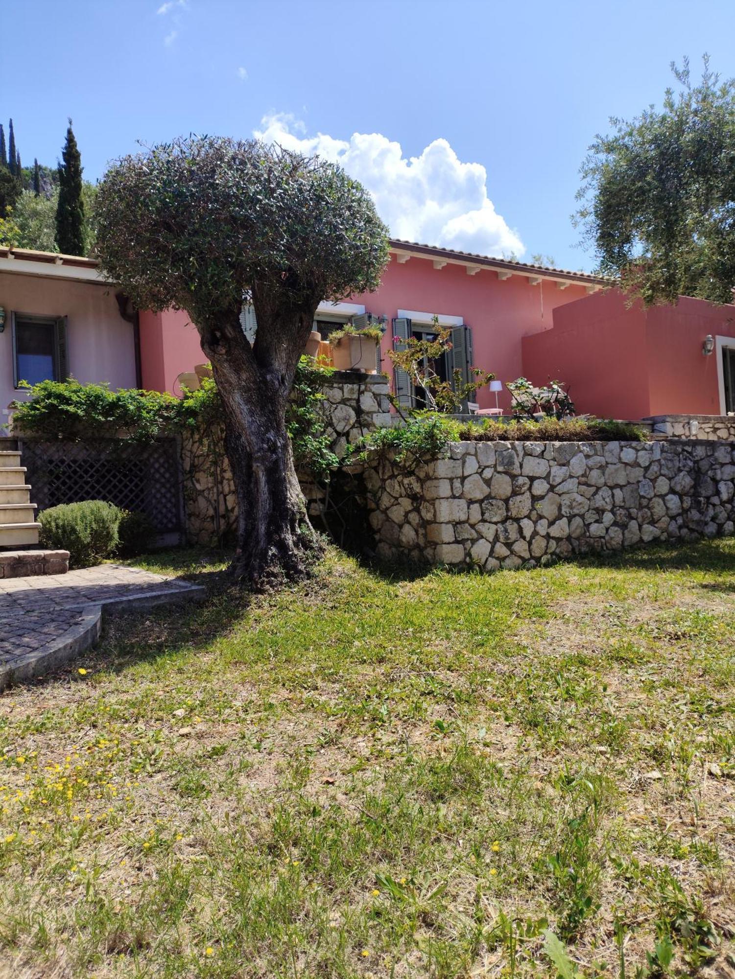 Villa La Casa Rossa Áyios Nikítas Esterno foto