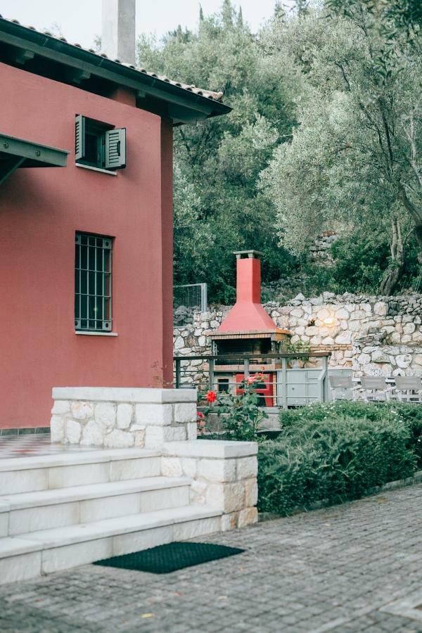 Villa La Casa Rossa Áyios Nikítas Esterno foto